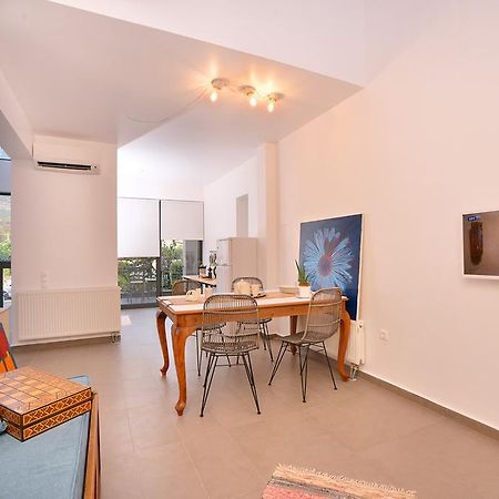 East-West Vila Calamata Exterior foto